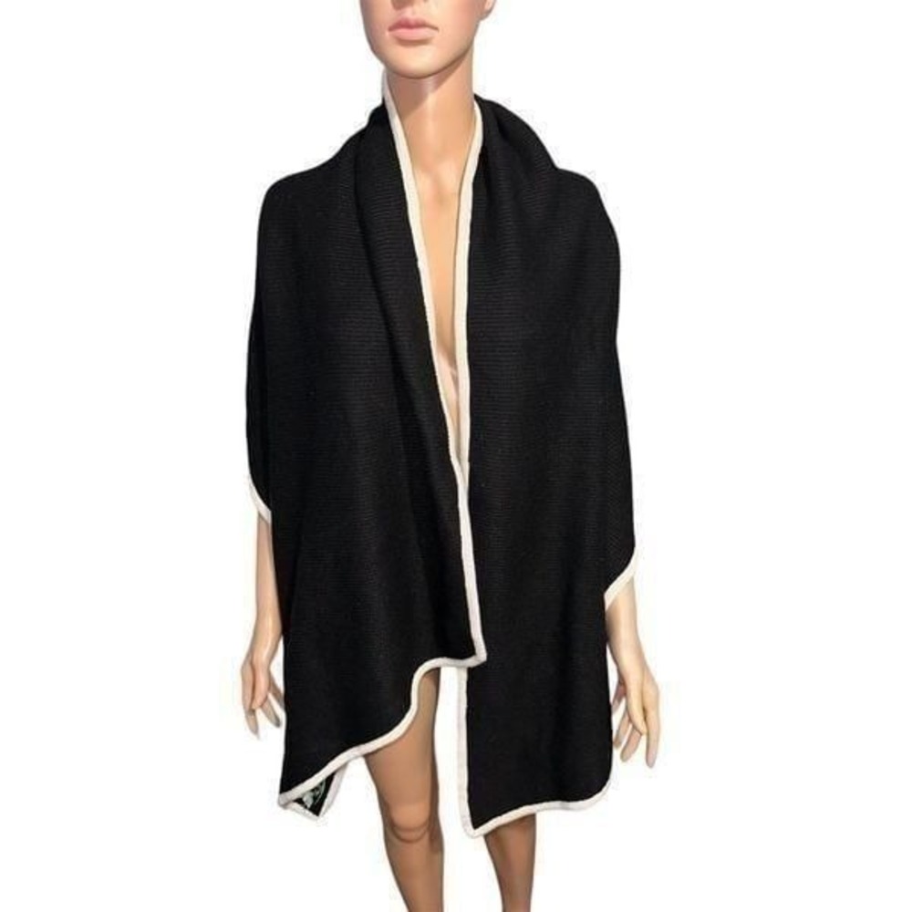 New with tags women C. Wonder Adult‎ Female Wrap OS RETAILS: 79.98